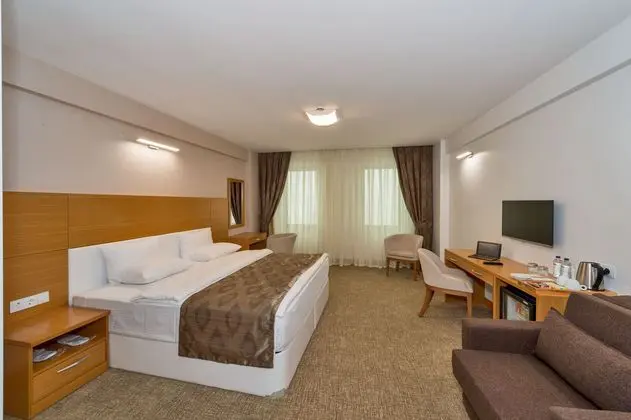 Standard Oda Şehir Manzaralı