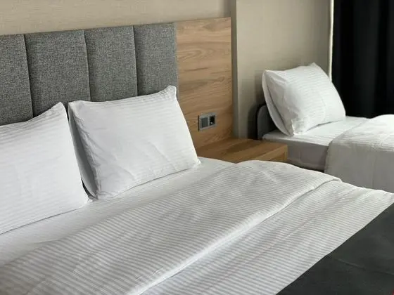 Standart Oda - Havuz Manzaralı