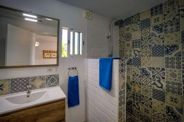 Superior Poolside Room 1