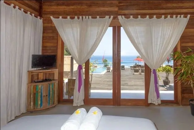 Deluxe Bungalov, Kısmi Deniz Manzarası