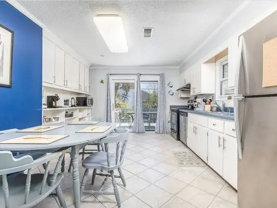 Ev, Birden Çok Yatak, Mutfak, Bahçe Manzaralı