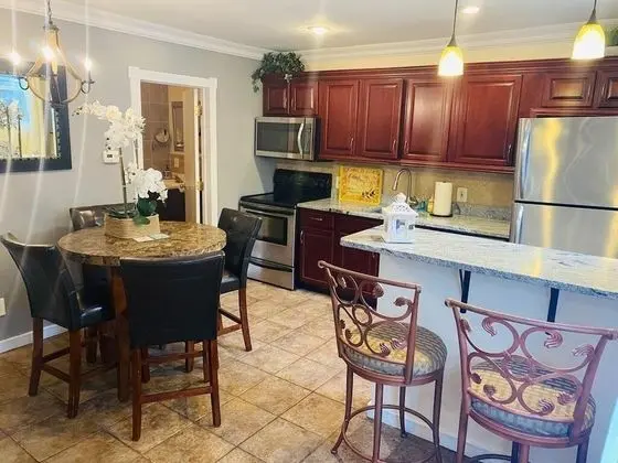 Süit, 3 Yatak Odası (8 Person Suite)
