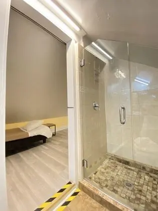 Bi-Level Suite (Not Pet Friendly)