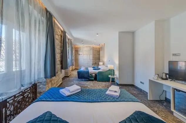 Deluxe Dört Kişilik Oda, Deniz Manzaralı