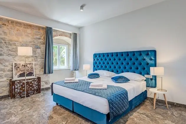 Deluxe Dört Kişilik Oda, Deniz Manzaralı