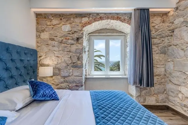 Deluxe Tek Büyük Yataklı Oda, Deniz Manzaralı
