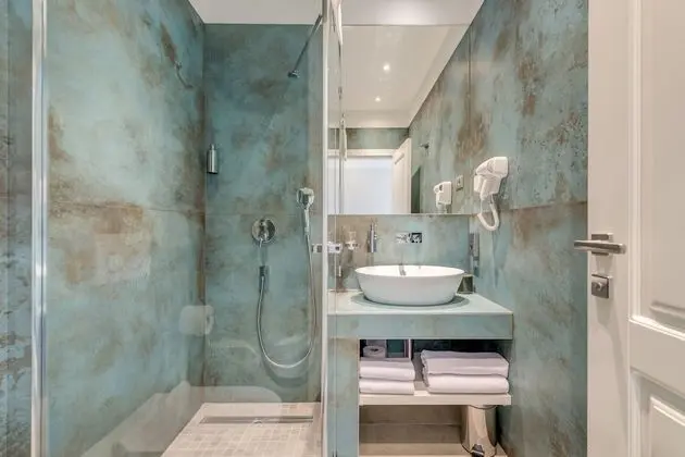 Deluxe Tek Büyük Yataklı Oda, Deniz Manzaralı