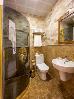 Standart Oda, Avlu Manzaralı
