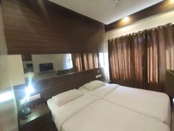 Deluxe Tek Büyük veya İki Ayrı Yataklı Oda