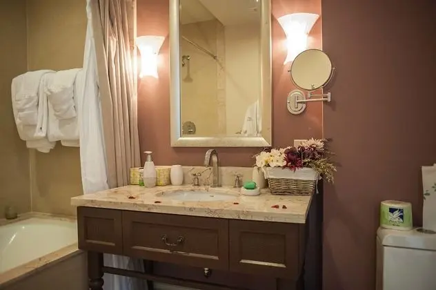 Luxury Apart Daire, 2 Yatak Odası, Plaj Manzaralı, Denize Sıfır