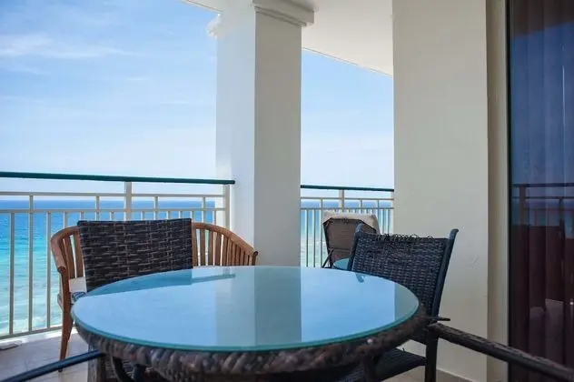 Luxury Apart Daire, 2 Yatak Odası, Plaj Manzaralı, Denize Sıfır