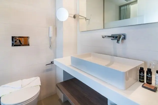 Standard Oda, Avlu Manzaralı