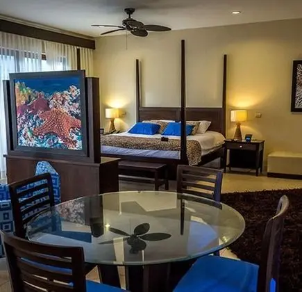 Premium Stüdyo Süit, Havuz Manzaralı