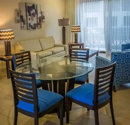 Premium Stüdyo Süit, Havuz Manzaralı