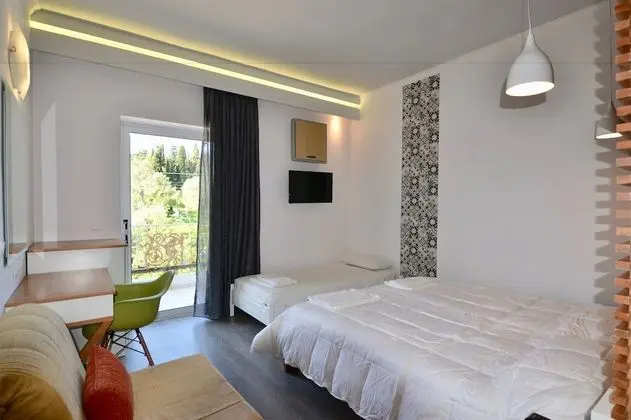 Classic Üç Kişilik Oda, Bahçe Manzaralı