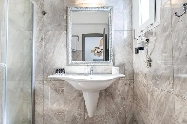 https://images.etstur.com/files/images/hotelImages/TR/53541/l/Paloma-Family-Club-Bitez-Genel-395086.jpg