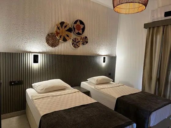 https://images.etstur.com/files/images/hotelImages/TR/53541/l/Paloma-Family-Club-Bitez-Oda-363355.jpg