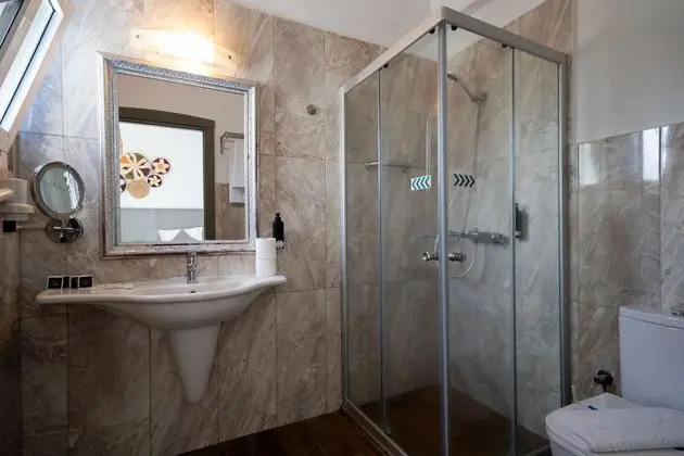 https://images.etstur.com/imgproxy/resize/2560x1440/files/images/hotelImages/etsrooms/428/Paloma_Family_Club_Bitez_20250915101047_2.jpg