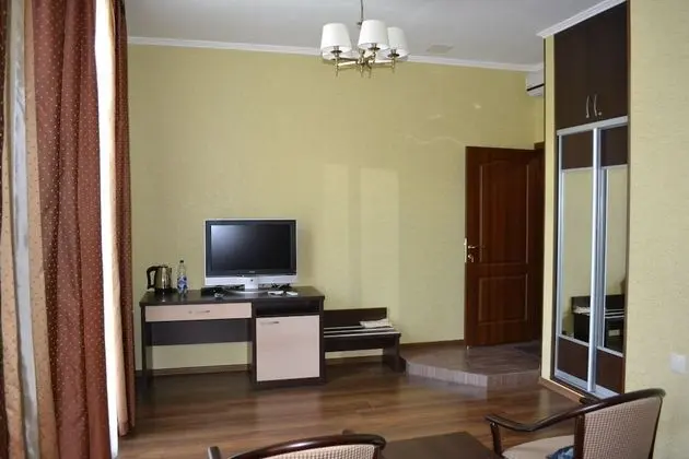 Comfort Tek Büyük veya İki Ayrı Yataklı Oda