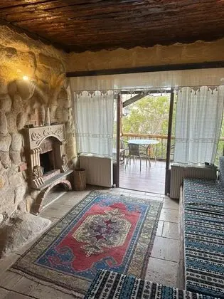 https://images.odamax.com/img/1920x1080/odamax/image/upload/Palomar_Suit_202605181704011_WhatsApp_Image_2026_05_18_at_4_59_42_PM_1_.jpeg