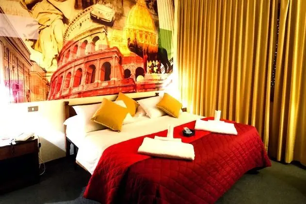 Tek Büyük Yataklı Oda, Balkon