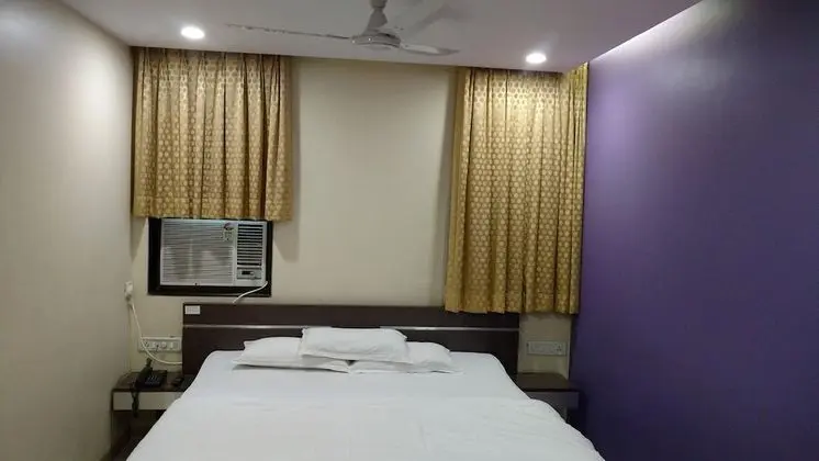 Twin / Double Bed