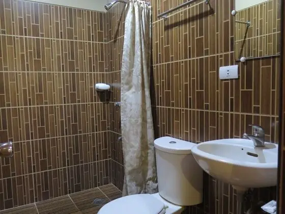 Üç Kişilik Oda