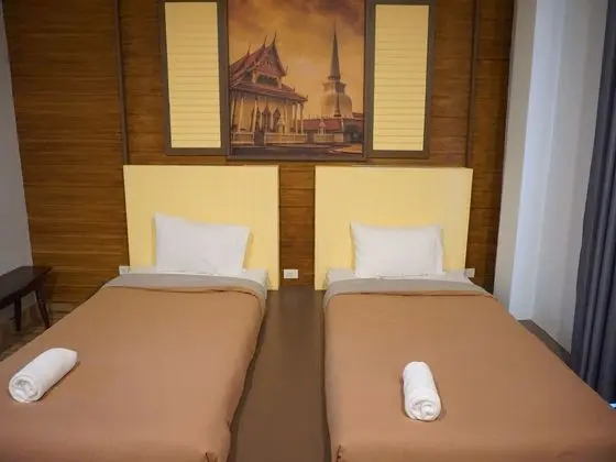 Standard Twin Room