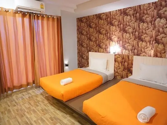 Standard Twin Room