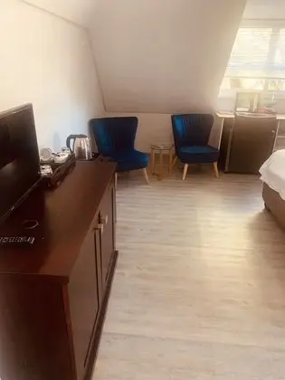 Family Oda, Dağ Manzaralı