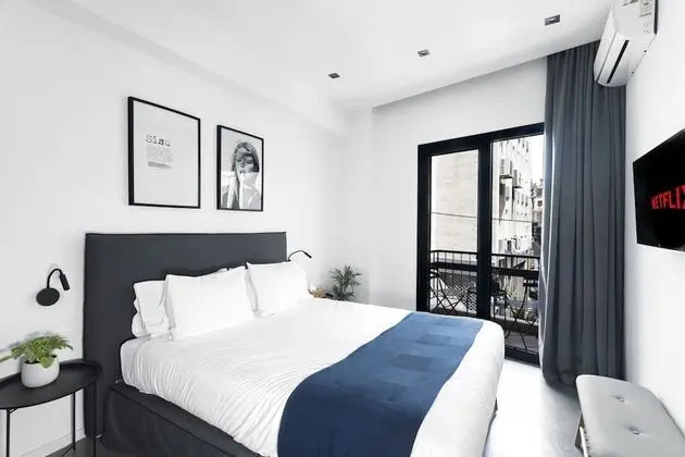 Premium Tek Büyük Yataklı Oda, Balkon, Şehir Manzaralı