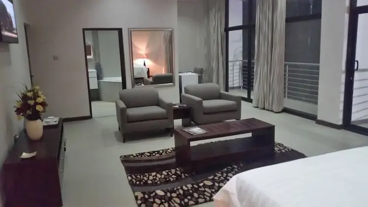 Executive Tek Büyük Yataklı Oda