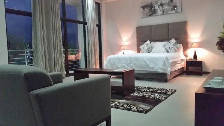 Executive Tek Büyük Yataklı Oda