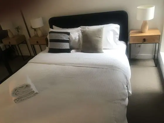 Comfort Tek Büyük Yataklı Oda, Ortak Banyo