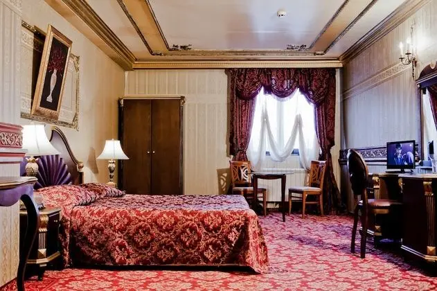 Standard Tek Büyük Yataklı Oda, Balkon (2 adults & 1 child)