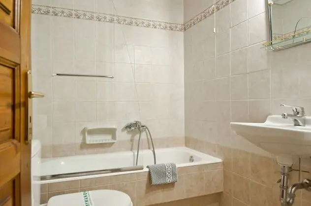 Tek Büyük veya İki Ayrı Yataklı Oda