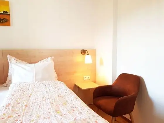 Tek Büyük Yataklı Oda, Dağ Manzaralı