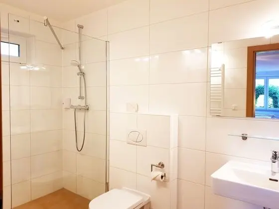 Üç Kişilik Oda, Dağ Manzaralı