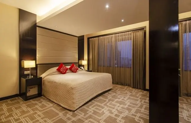 Executive Suite