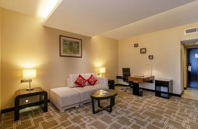 Executive Suite