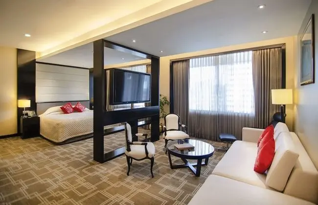 International Suite
