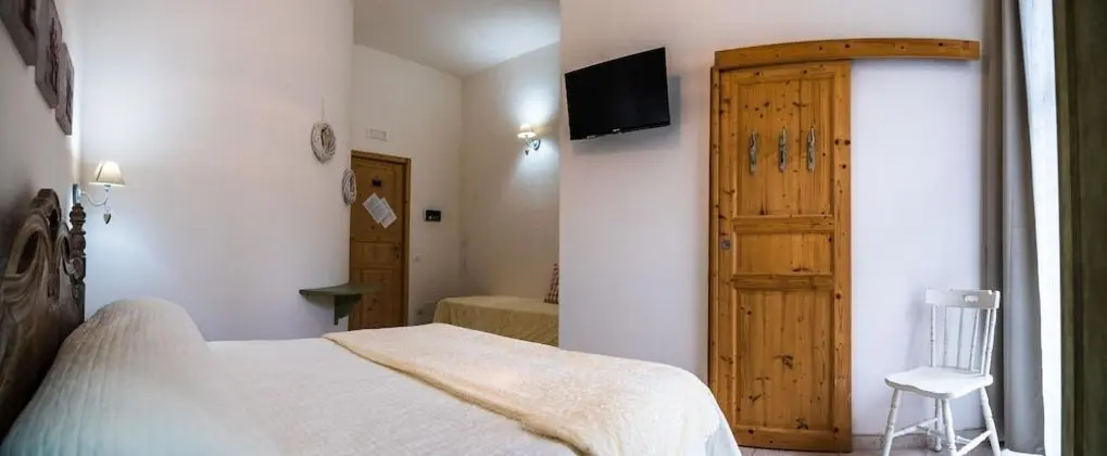 Deluxe Üç Kişilik Oda