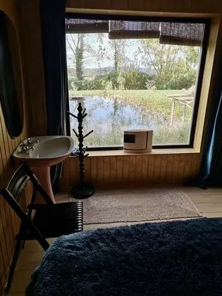 Deluxe Bungalov, Banyolu/Duşlu, Havuz Manzaralı