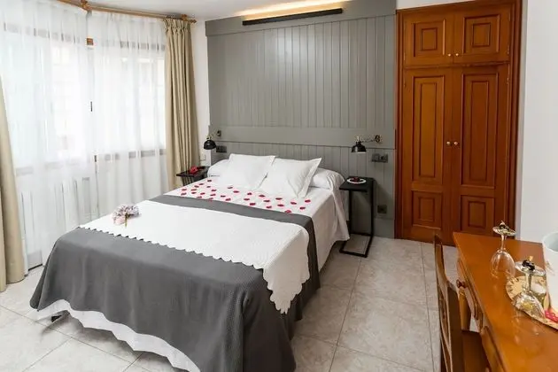 Superior Tek Büyük Yataklı Oda, 1 Çift Kişilik veya 2 Tek Kişilik Yatak, Balkon