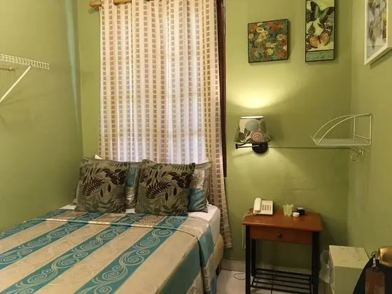 Basic Tek Büyük Yataklı Oda, Ortak Banyo