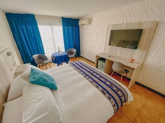 Standard Tek Büyük Yataklı Oda