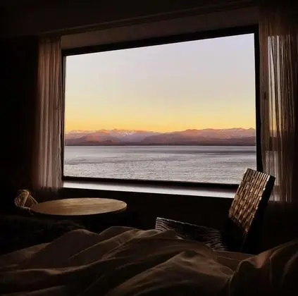 Deluxe Oda, 1 En Büyük (King) Boy Yatak, Göl Manzaralı