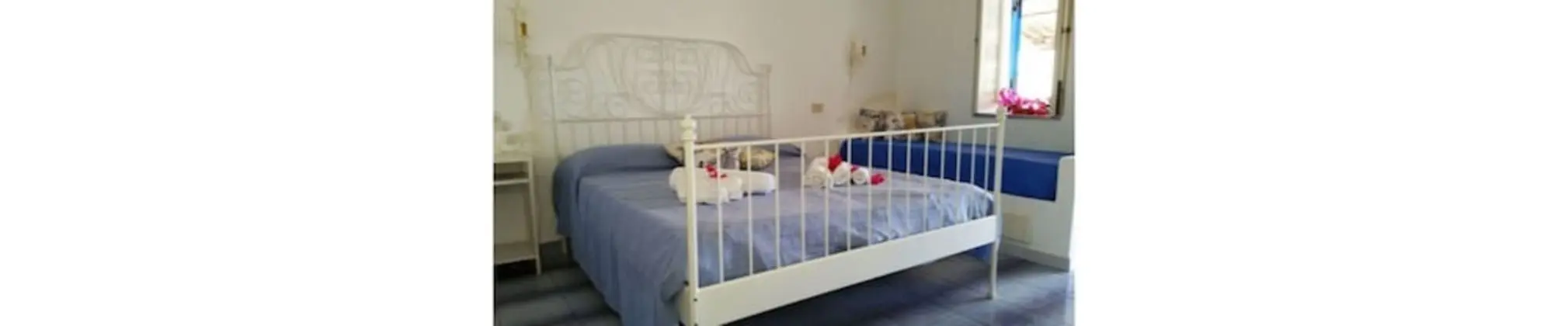 Üç Kişilik Oda