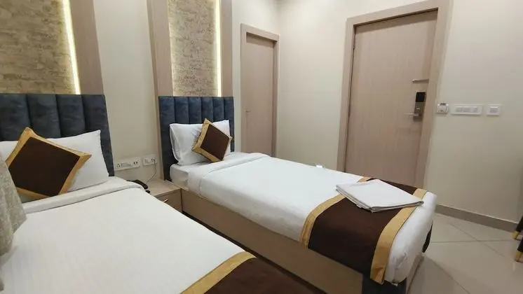 Luxury İki Ayrı Yataklı Oda