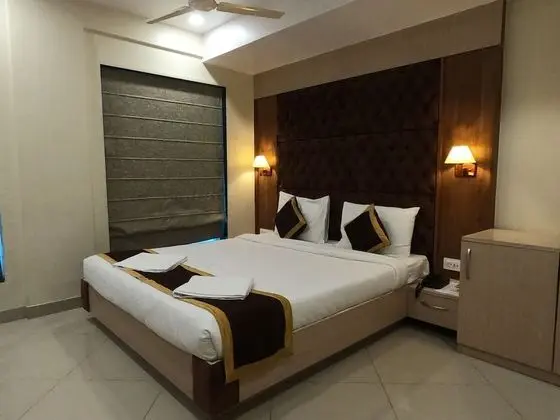 Luxury Tek Büyük Yataklı Oda